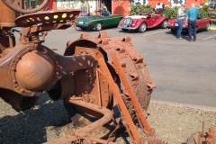 8-rusty-tractor-1